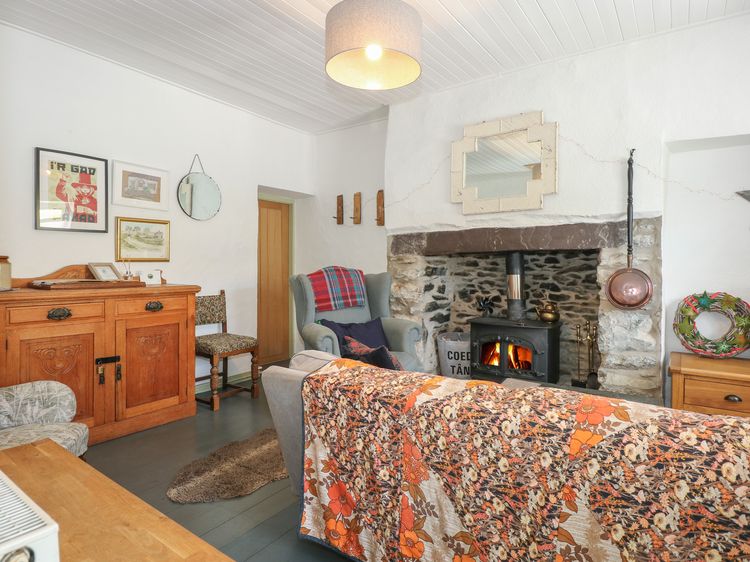 Cobweb Cottage, listing photograph 6