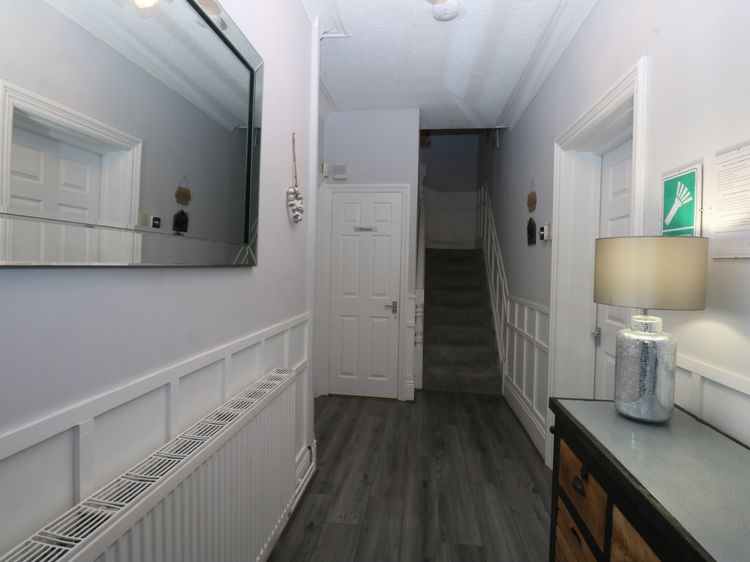 Ty Llwyd, listing photograph 4