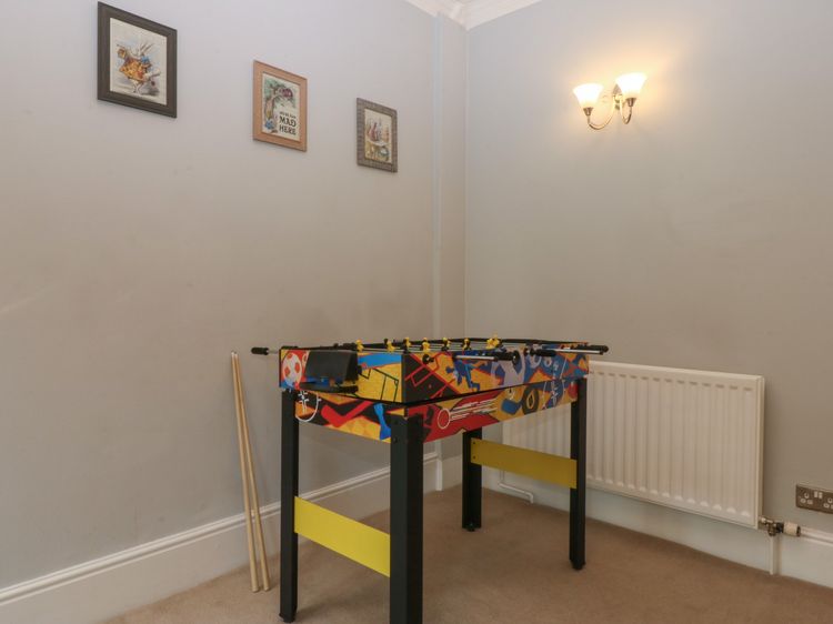 Ty Llwyd, listing photograph 8