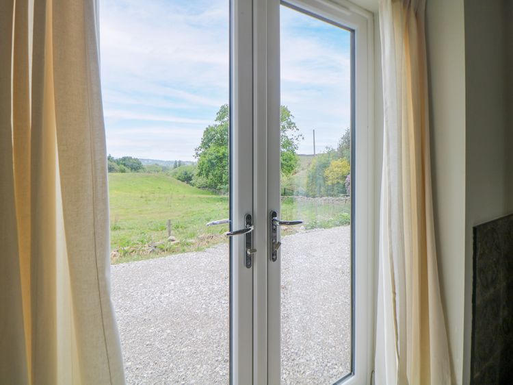 The Stables - Vineyard Stay, listing photograph 7