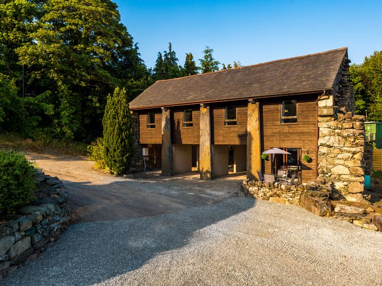 Idris Barn