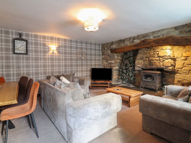 Cader Cottage, listing photograph 5