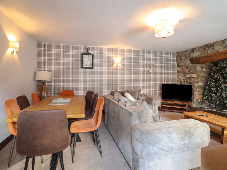 Cader Cottage, listing photograph 7