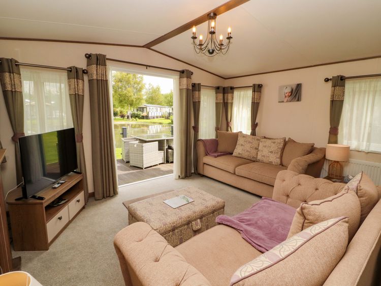 22 Yealand, listing photograph 6