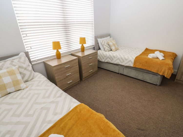 Curwen Apartment, listing photograph 10