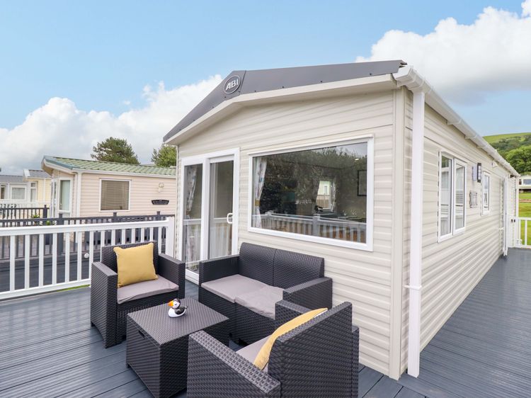 8 Puffin Way, listing photograph 4