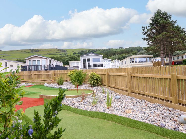 8 Puffin Way, listing photograph 5