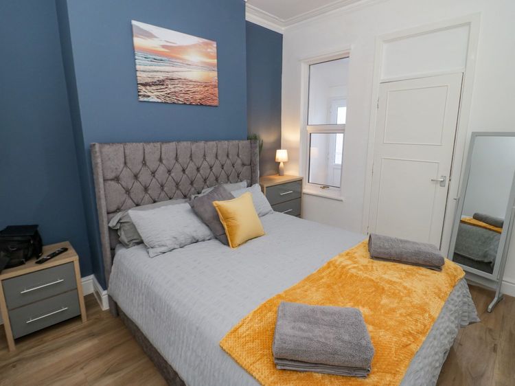 Flat 1A, Mona House, listing photograph 11