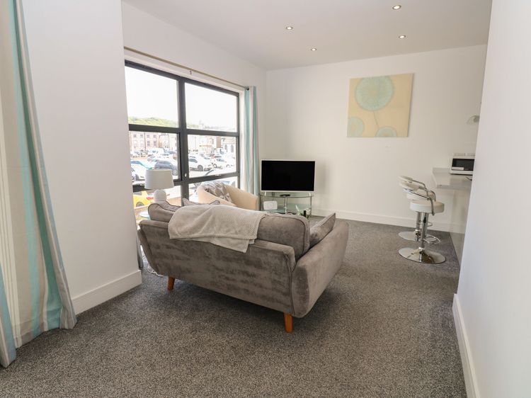 Harbour View, listing photograph 4