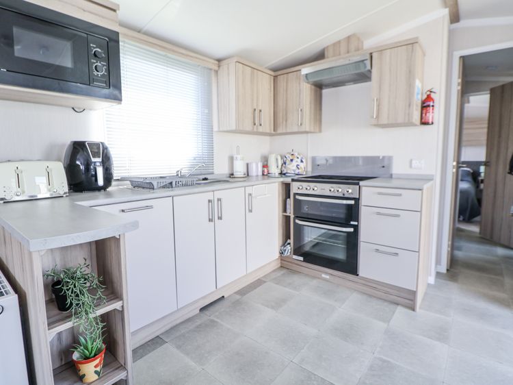 V9 Ty Mawr Holiday Park, listing photograph 9