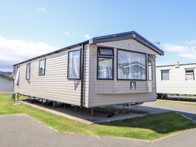 V9 Ty Mawr Holiday Park