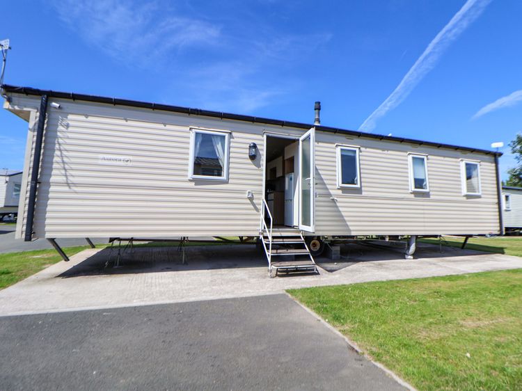 Willerby Aurora B14, listing photograph 2