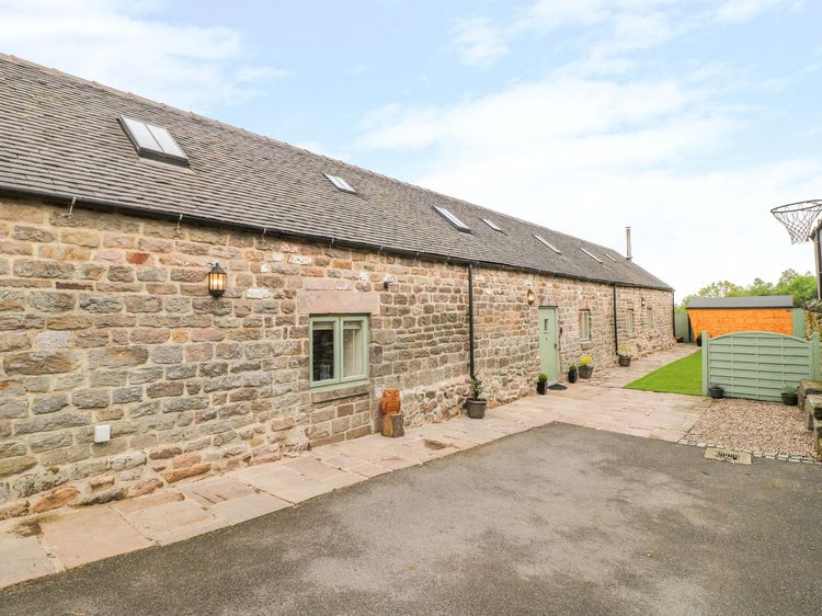The Barn, listing photograph 3