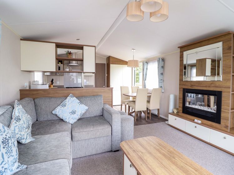 Sea Breeze C38 Dyffryn Seaside Estate, listing photograph 4