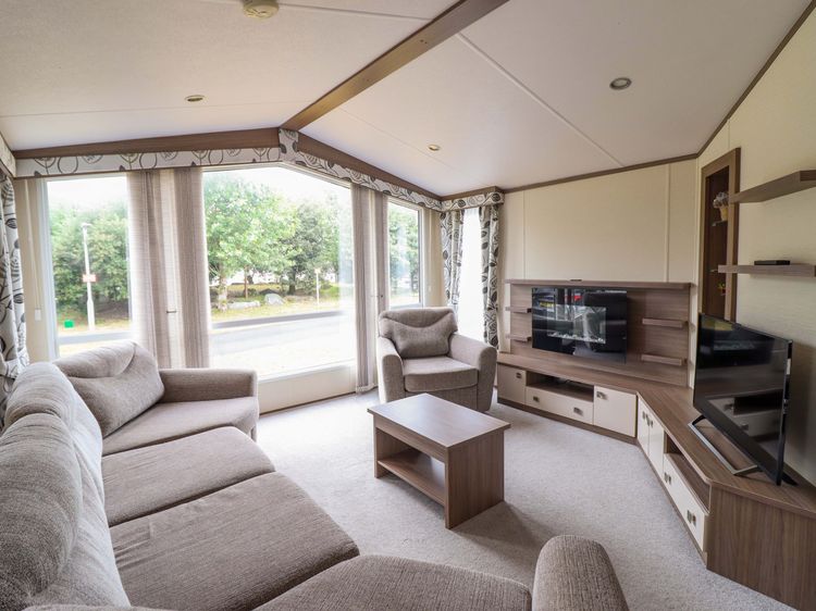 Beach Retreat E19 Dyffryn Seaside Estate, listing photograph 2