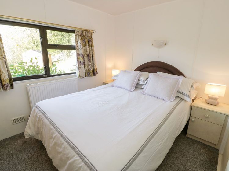 Springtime Lodge, listing photograph 12