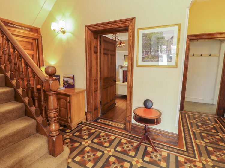 1 Park Road, listing photograph 6
