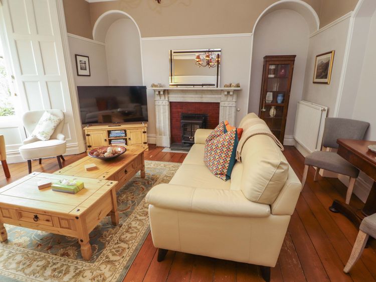 1 Park Road, listing photograph 11