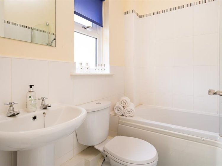 2 Riverside Cottage, listing photograph 8