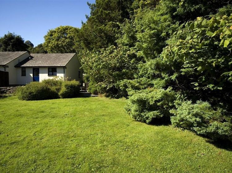 2 Riverside Cottage, listing photograph 12