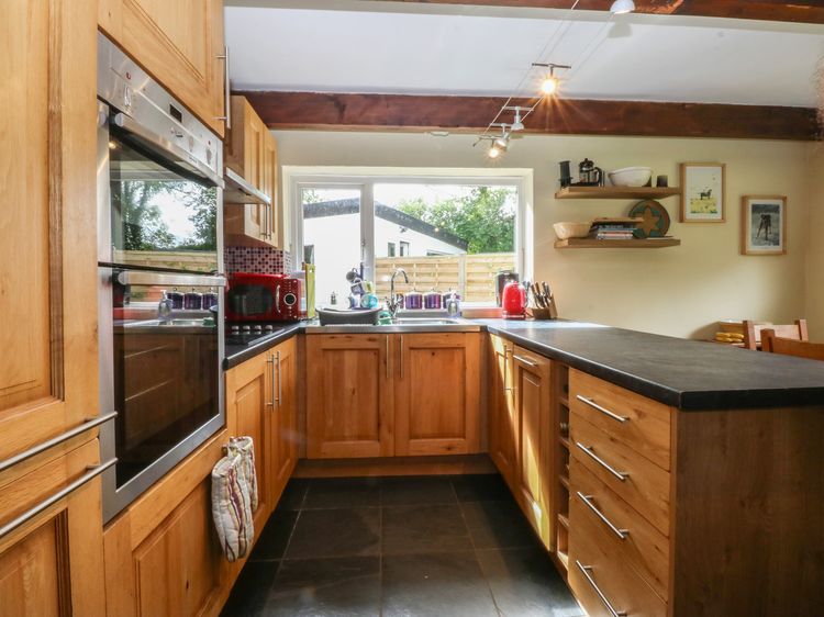 Neuadd Wen, listing photograph 10