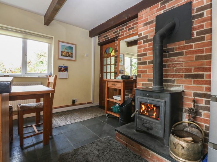 Neuadd Wen, listing photograph 12