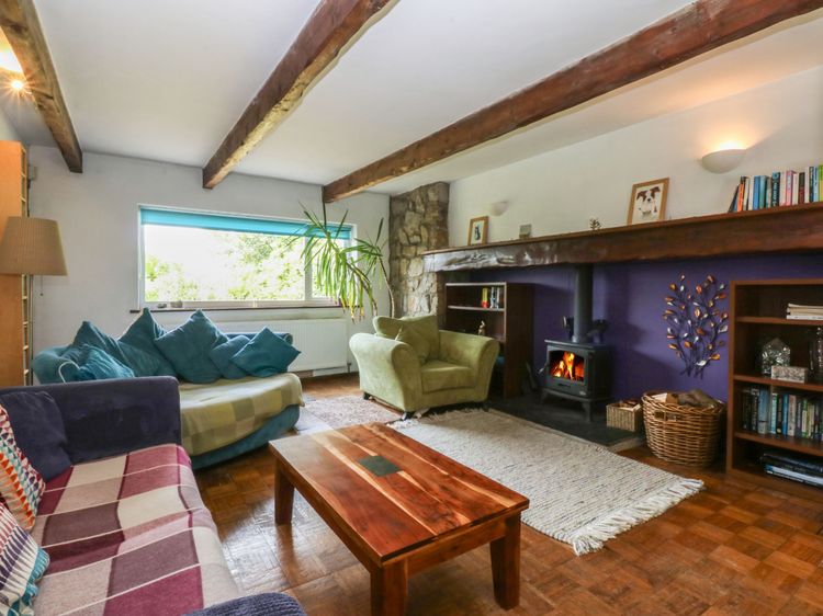 Neuadd Wen, listing photograph 6