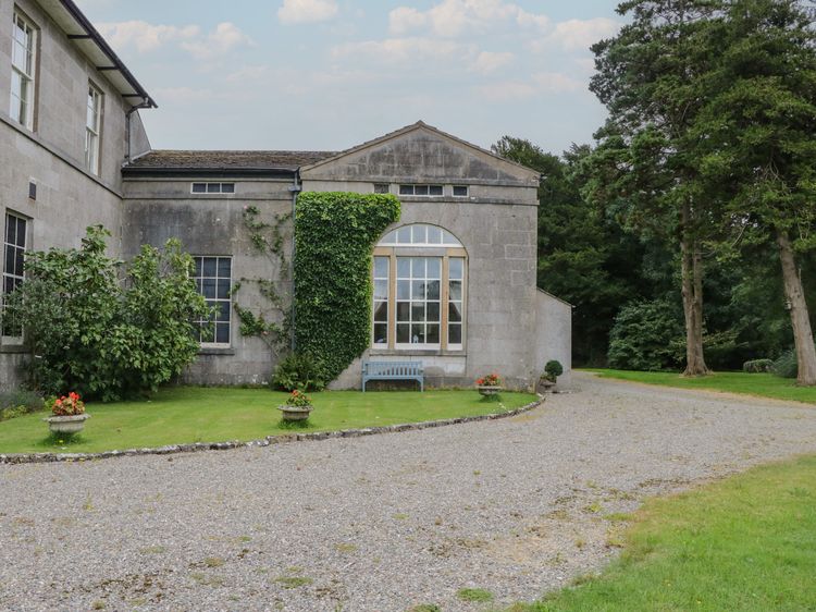 Huntsman's Cottage, listing photograph 3
