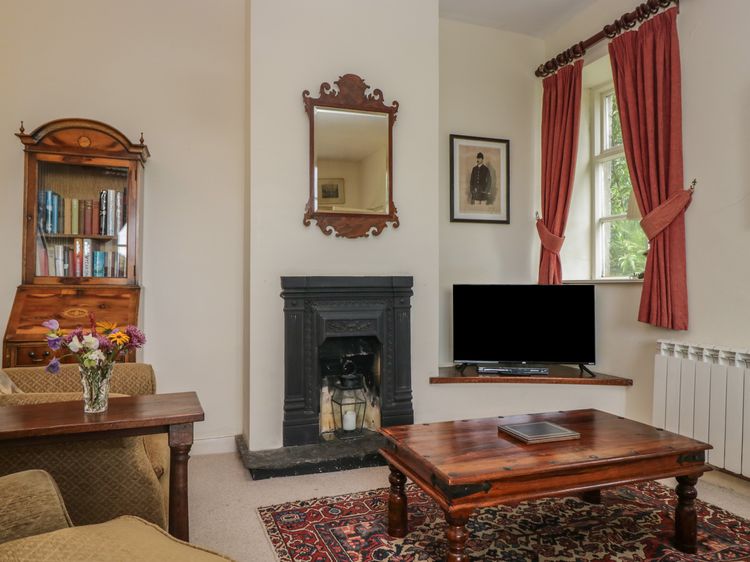Huntsman's Cottage, listing photograph 8
