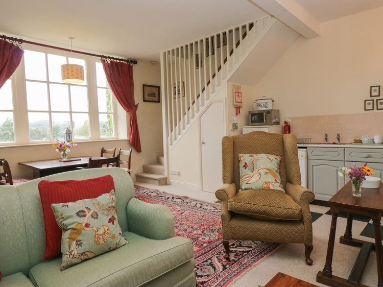 Huntsman's Cottage, listing photograph 9