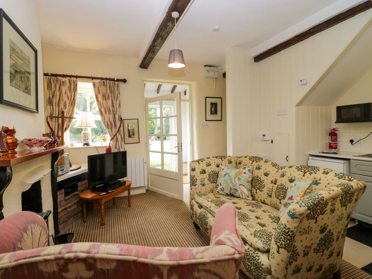 The Laundrymaid's Cottage, listing photograph 5
