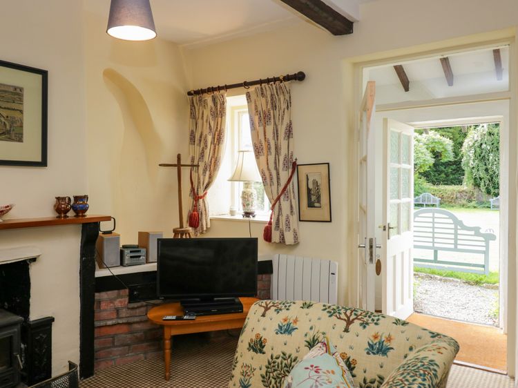 The Laundrymaid's Cottage, listing photograph 8