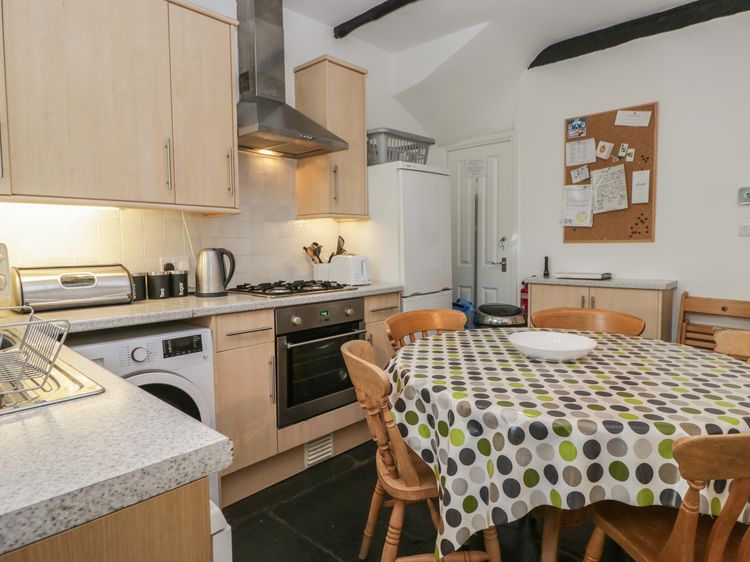 Cloud Cottage, listing photograph 8