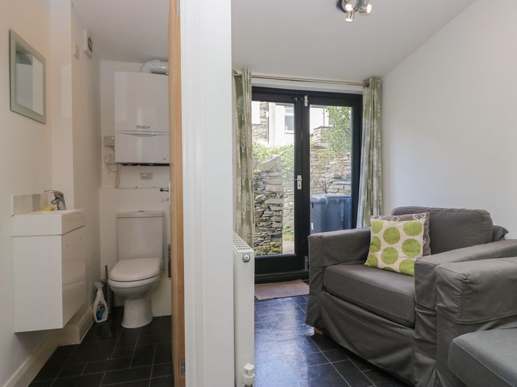 Cloud Cottage, listing photograph 11