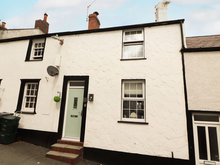 8 Watkin Street, listing photograph 2