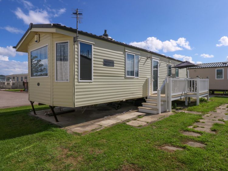 Hideaway Lodge