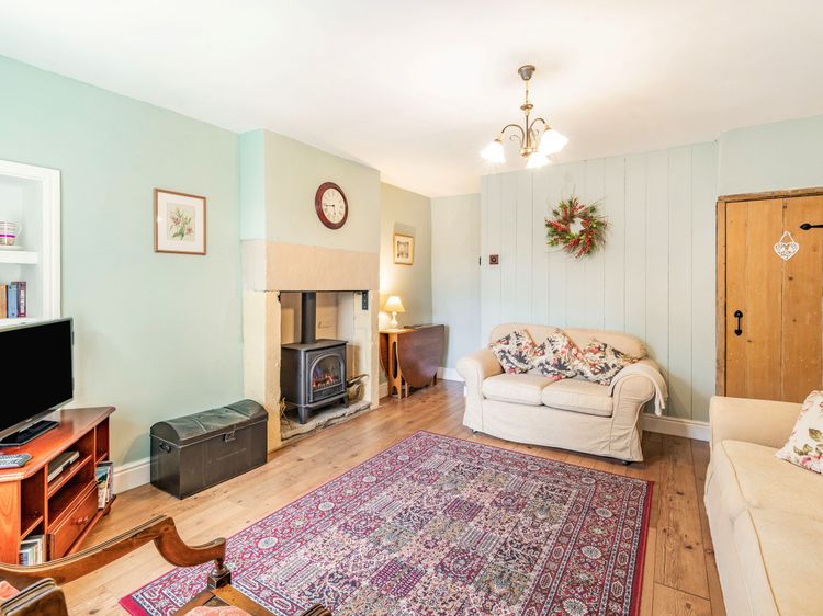 Pye Hall Cottage, listing photograph 4