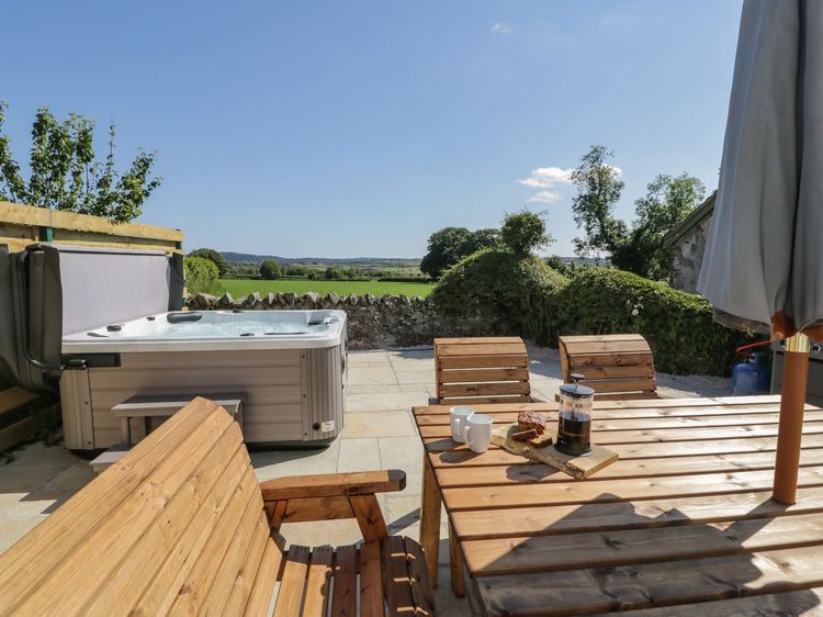 Ty Mawr Farm, listing photograph 3