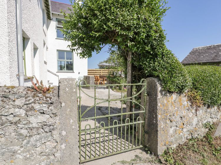 Ty Mawr Farm, listing photograph 5