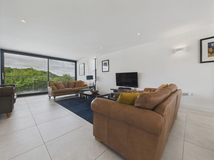 Oakwood House, listing photograph 5
