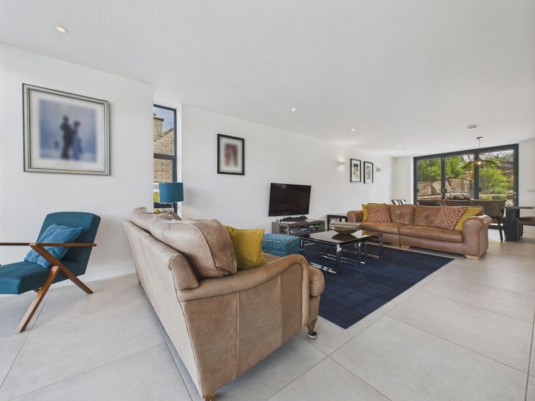 Oakwood House, listing photograph 6