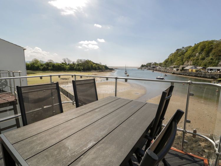 Seafarer's Haven, listing photograph 2