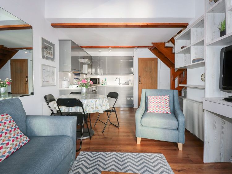 Seafarer's Haven, listing photograph 10