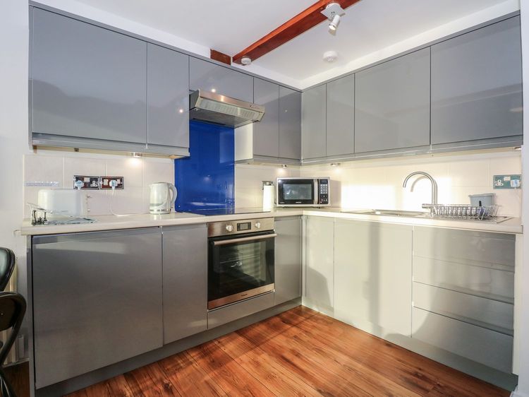 Seafarer's Haven, listing photograph 11