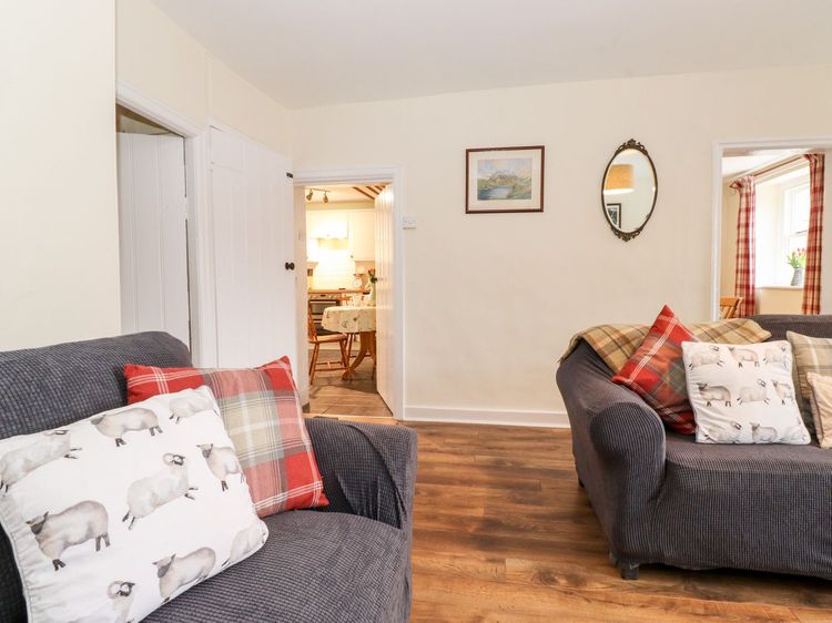 Irt Cottage, listing photograph 4