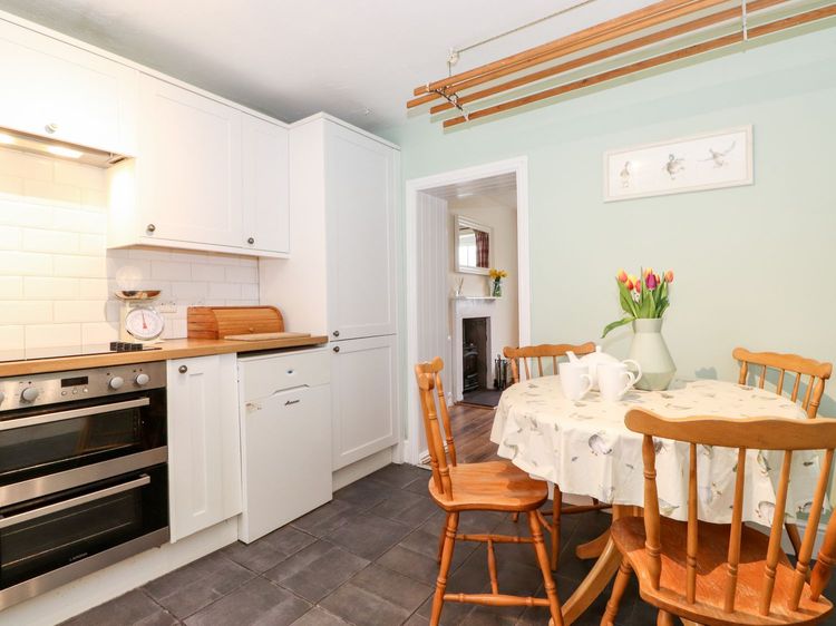Irt Cottage, listing photograph 12