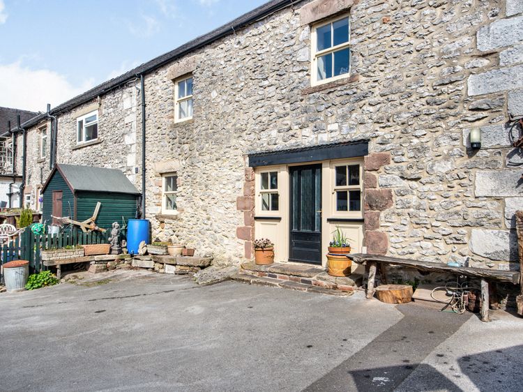 Pickle Cottage, listing photograph 3