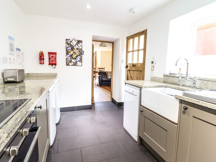 3 Railway Cottages, listing photograph 7