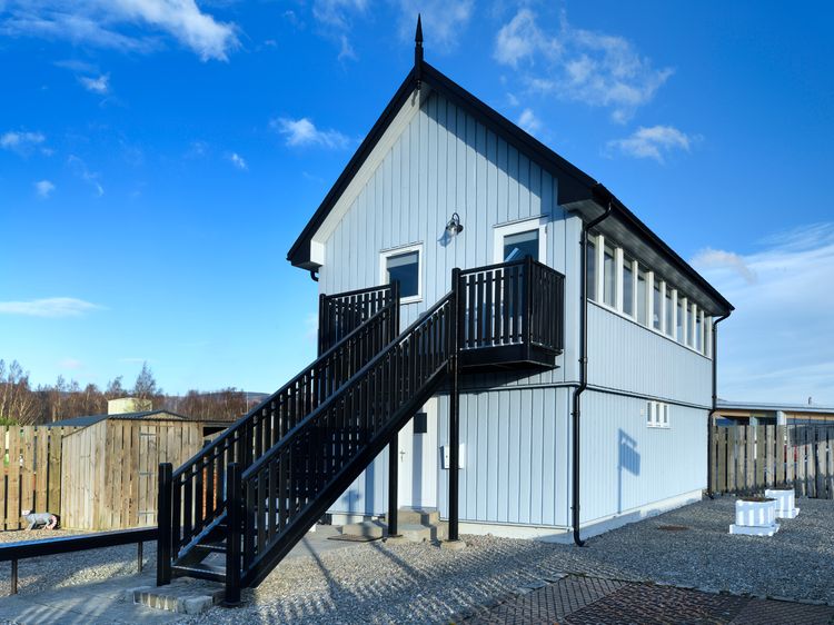 Signal Box, listing photograph 3