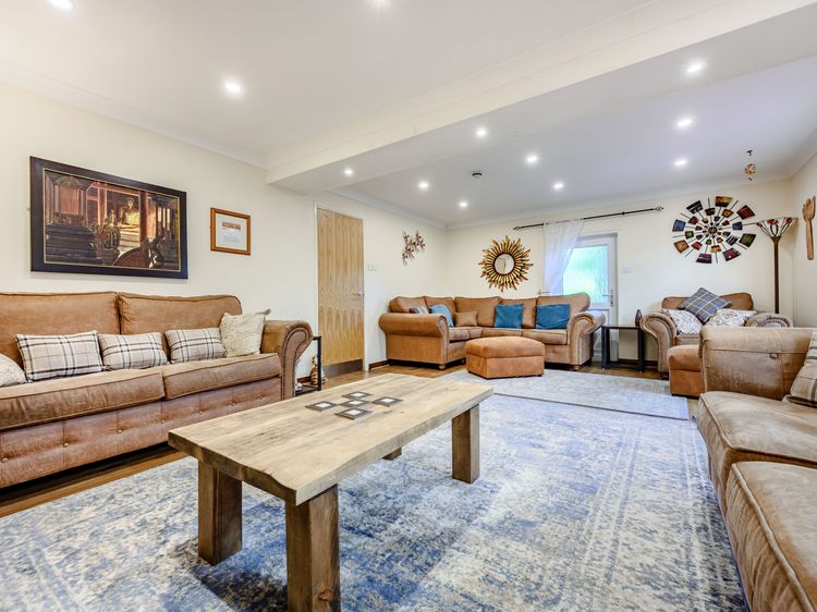 Eden House, listing photograph 7